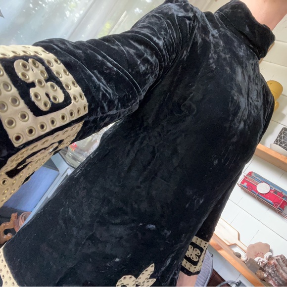 Elegant 60s velvet mini dress from London - Picture 3 of 14